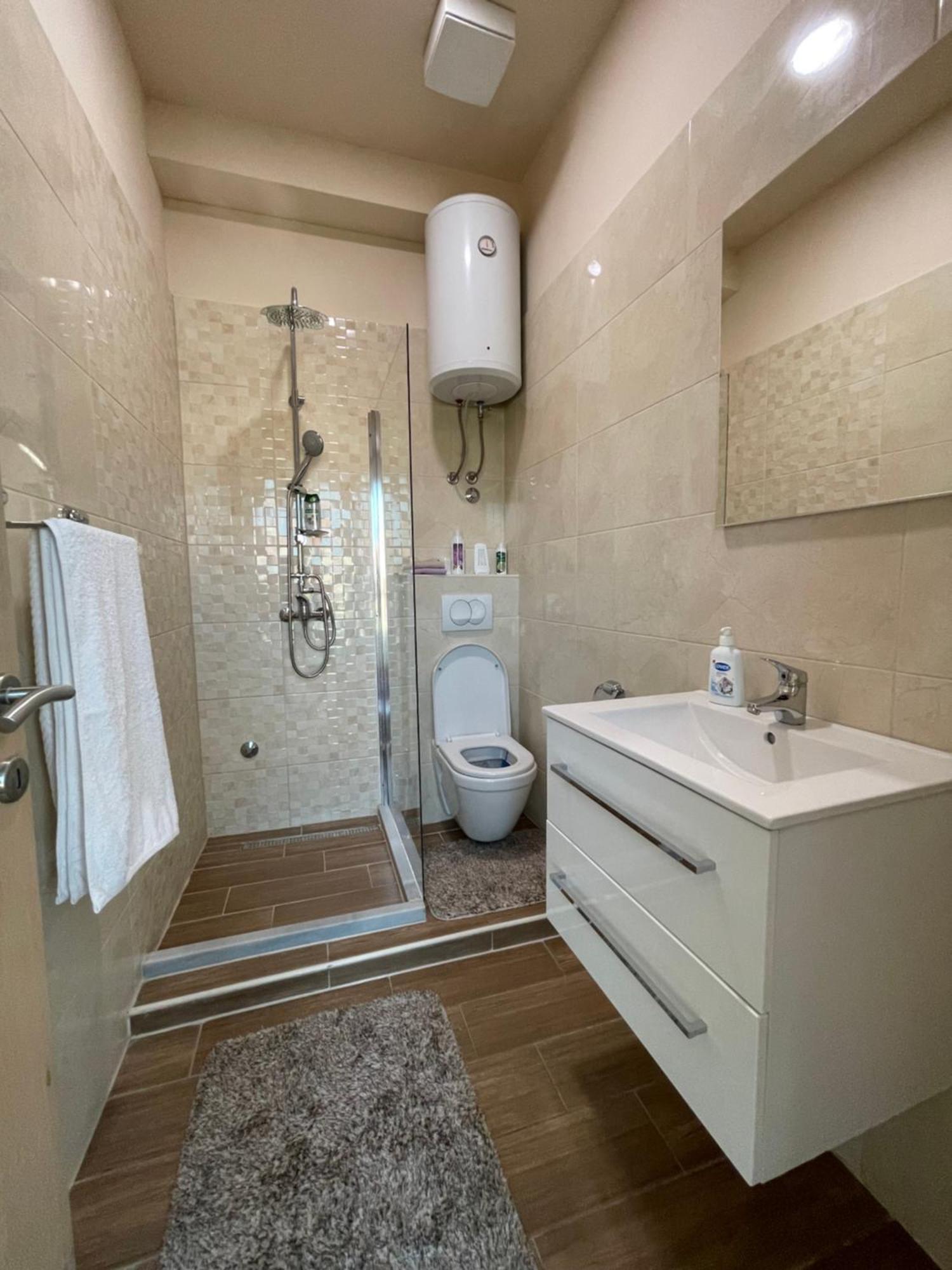 Lux Apartments モスタル エクステリア 写真
