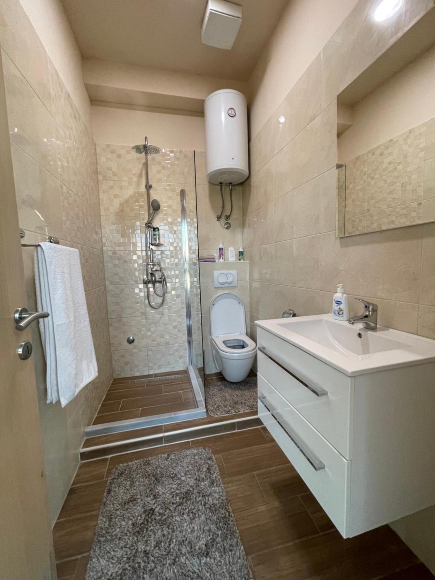 Lux Apartments モスタル エクステリア 写真